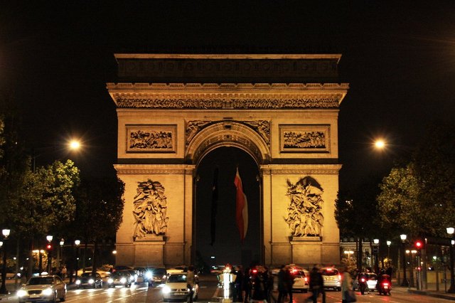 20081024_paris_arcdetriomphe1